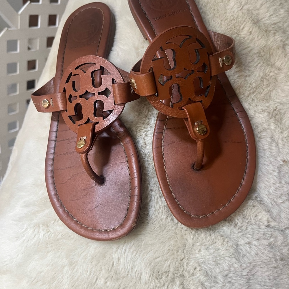 Women's Brown Leather Thong Sandals - Classic Summer Slide - Picture 4 of 9